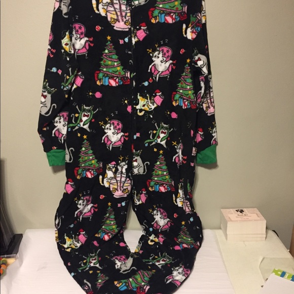 Men/Women Christmas Pajamas Cats Partying Pjs - Picture 3 of 8